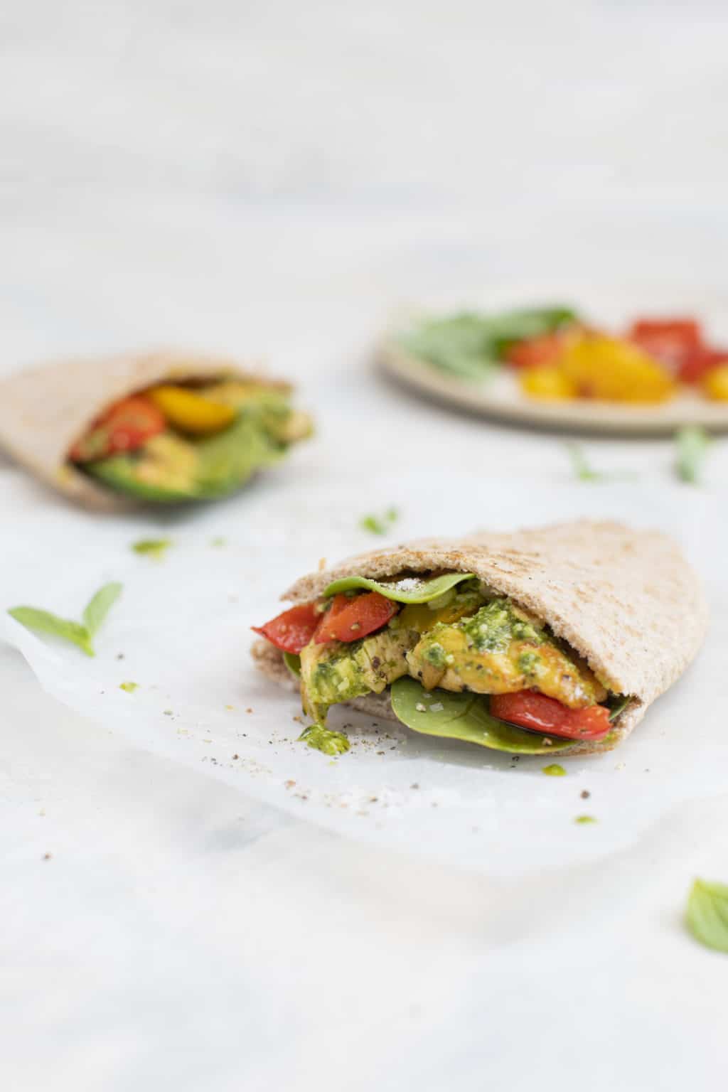 Pesto Chicken-Stuffed Pittas - daveynutrition